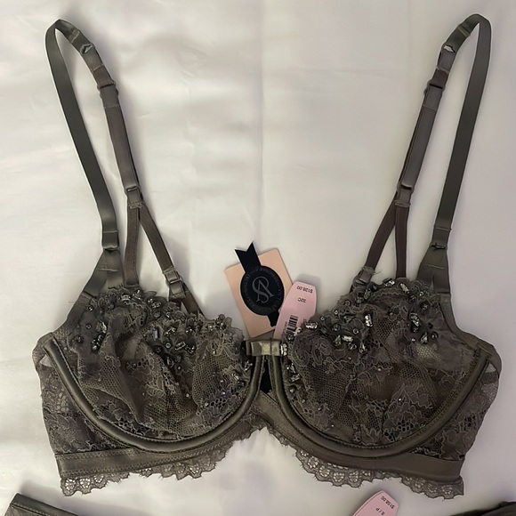 Victoria’s Secret designer collection bra & panty 32C - Picture 5 of 16